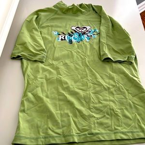 Roxy Rashguard UV Shirt Green Girls size 10 like new